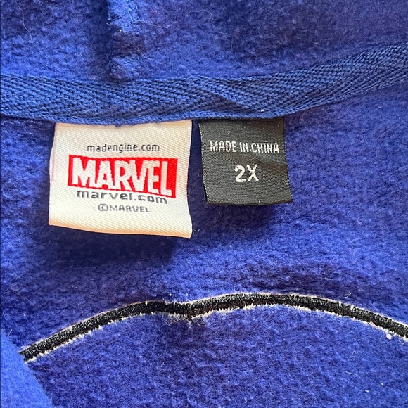 Marvel Adult 2X Superhero Hoodie - Blue, Red, White with beaded necklace. - Picture 2 of 9